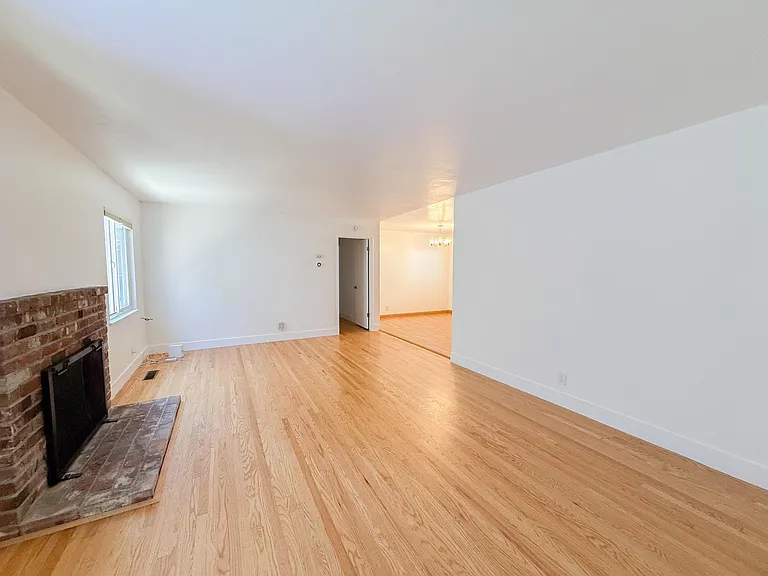5436 Fresno Ave — Photo 4