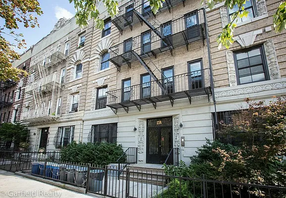 Sold by Garfield Realty  | media 11