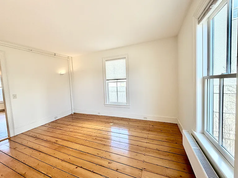 200 Main St #202 — Photo 15