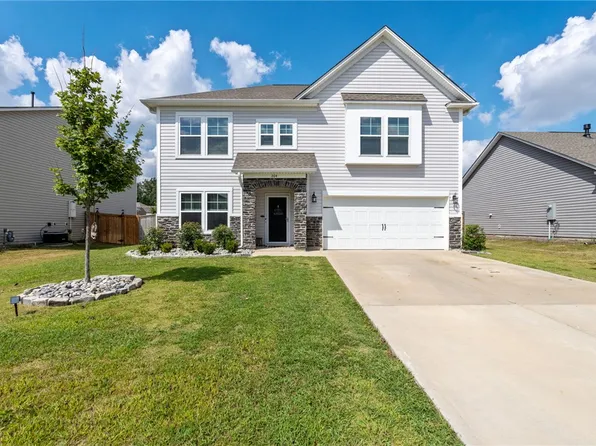 204 Callongton Dr, Piedmont, SC 29673