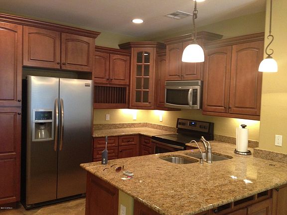 Spacious Upgraded Kitchen