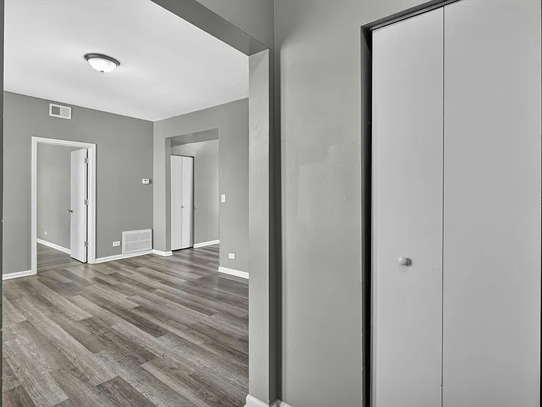 1854 S Central Park Ave #1852-2E — Photo 12