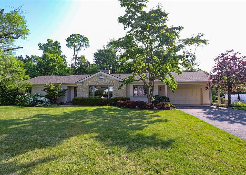 1st image of 5698 Folkestone Dr