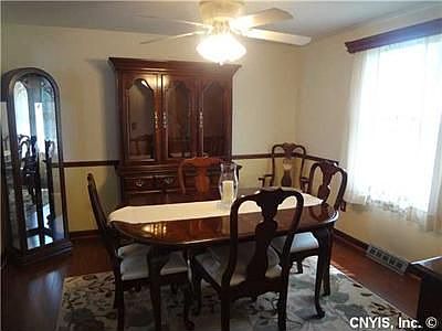 5th image of 5474 Topsfield Ln