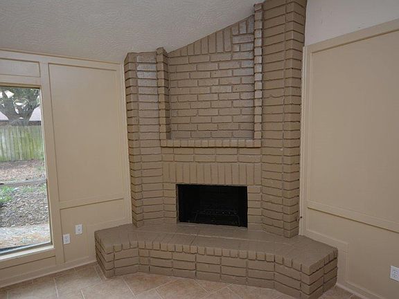 4th image of 3710 Moonlite Dr