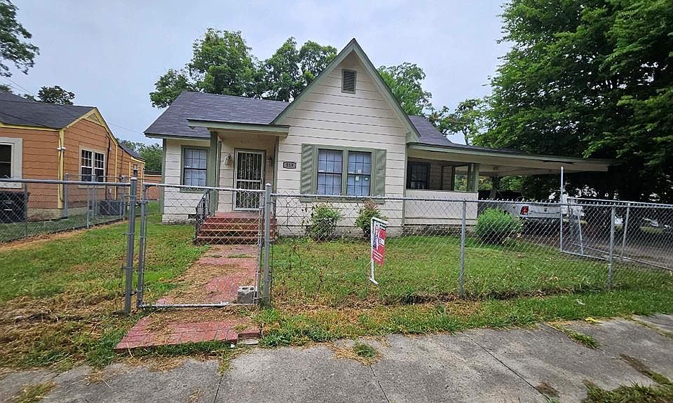 1st image of 519 Inez St