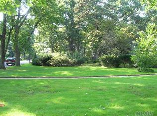 68 Maple Ave, Bethpage, NY 11714