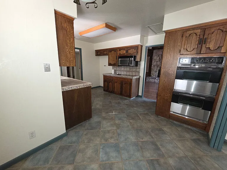 12999 Borden Rd — Photo 8