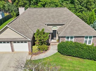 8025 Landon Park Way, Powell, TN 37849