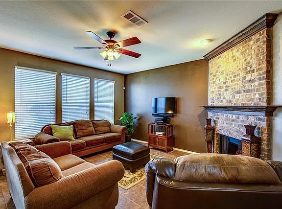 4th image of 1713 Wildflower Ln