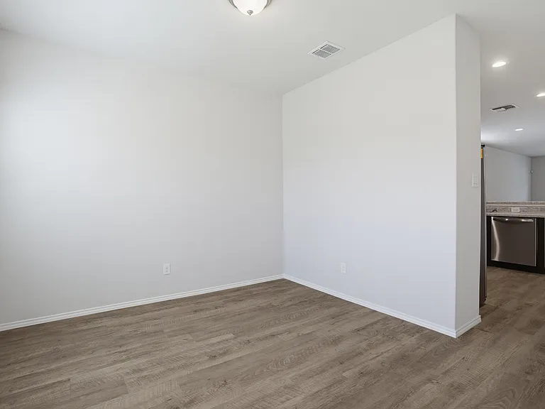 7416 Elm Trail Dr — Photo 9