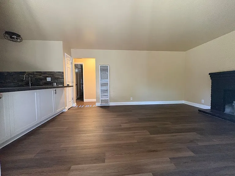 1707 W Swain Rd #3 — Photo 10