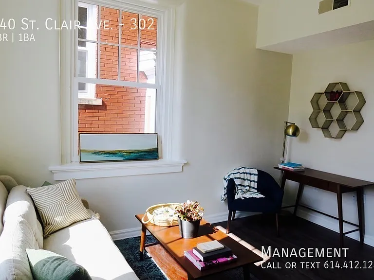 340 Saint Clair Ave #302 — Photo 8