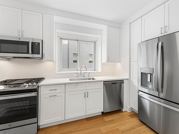 5th image of 254 E 68th St APT 3D