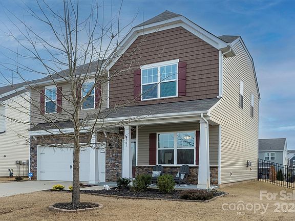 2nd image of 107 Congaree Loop