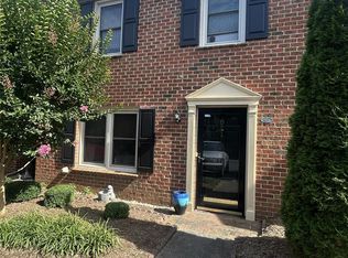 821 21st Ave NE, Hickory, NC 28601