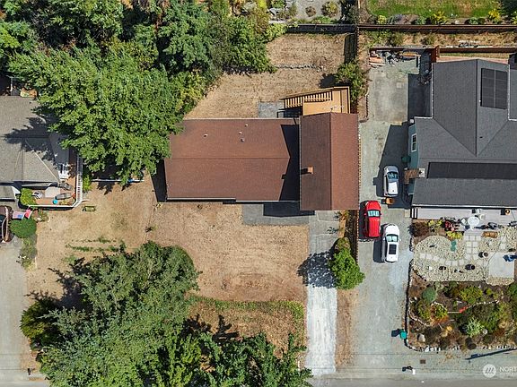 5th image of 344 Burke Drive