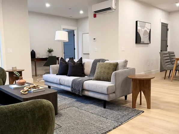 100 Plank, 100 Plank St #101, Bedford, MA 01730