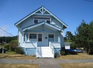 1096 Commercial Ave, Coos Bay, OR 97420