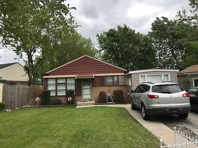 8101 S Kilpatrick Ave photo 1