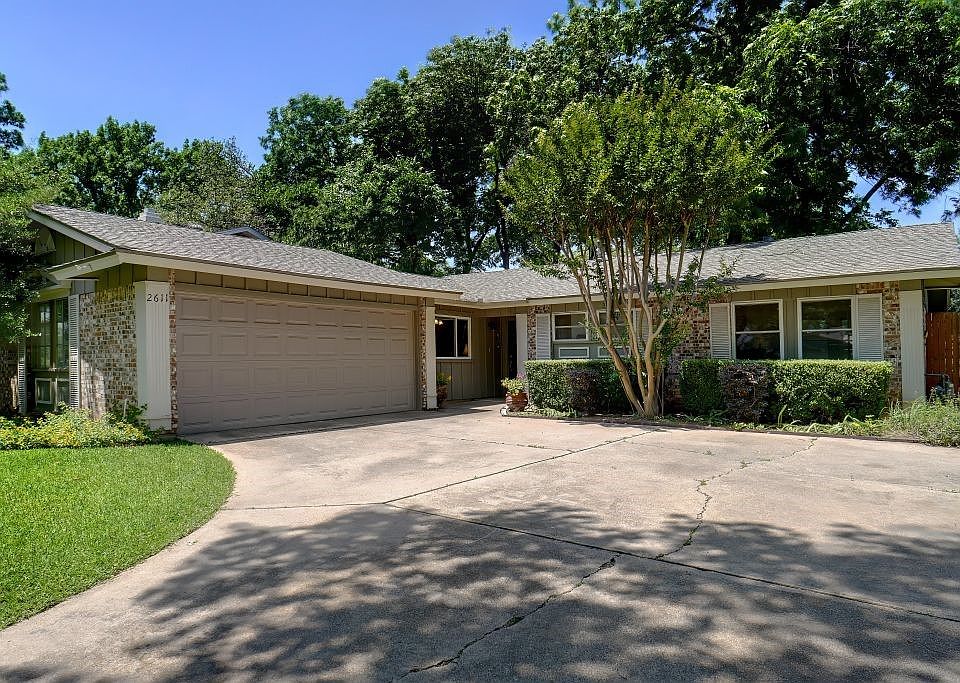 1st image of 2611 Norwood Ln