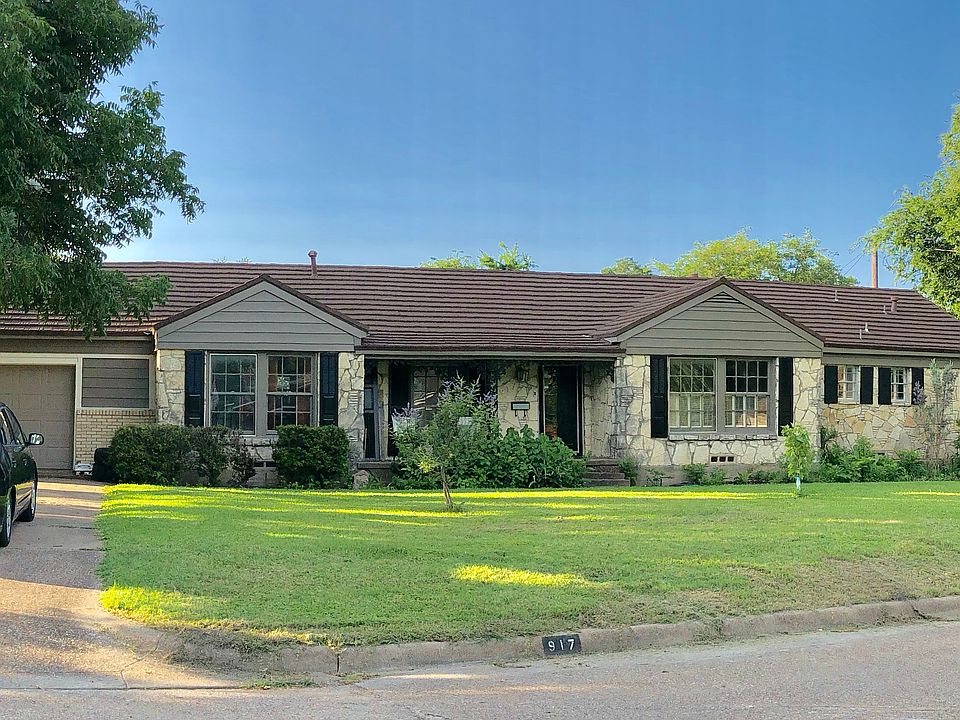 1st image of 917 Briarwood Cir