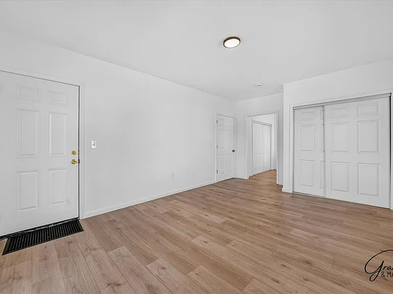 12932 Greiner - Bar Holdings & Blue & White LLC — Photo 2