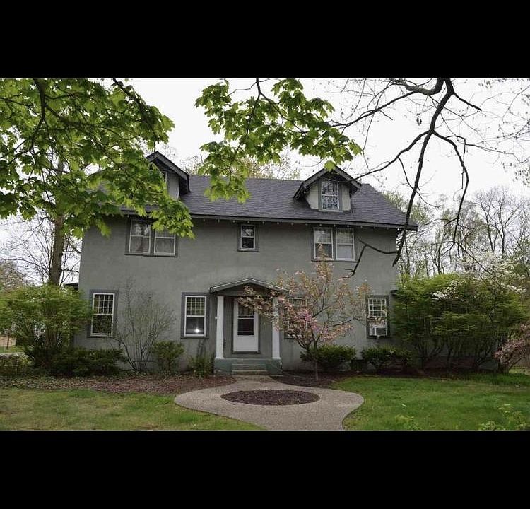 1st image of 3238 Coit Ave NE APT 2