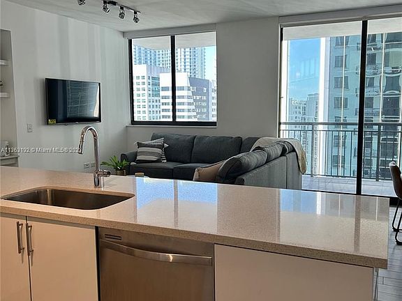 3rd image of 999 SW 1st Ave APT 2114