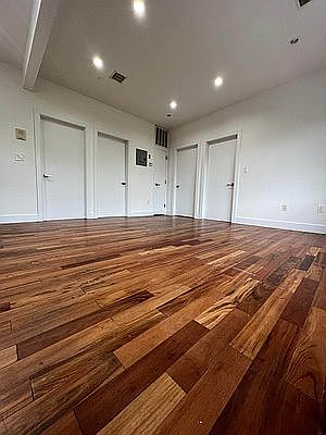5th image of 646 Evergreen Ave #3