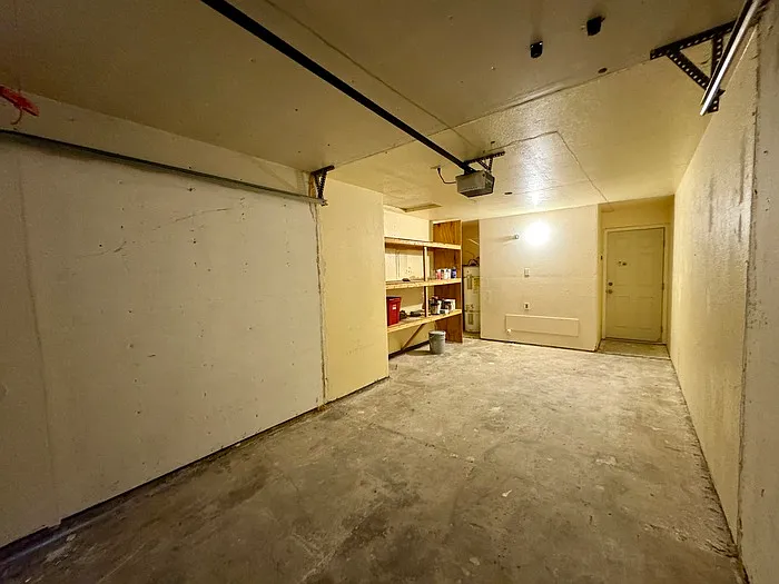 5943 Moss Creek Cir — Photo 21
