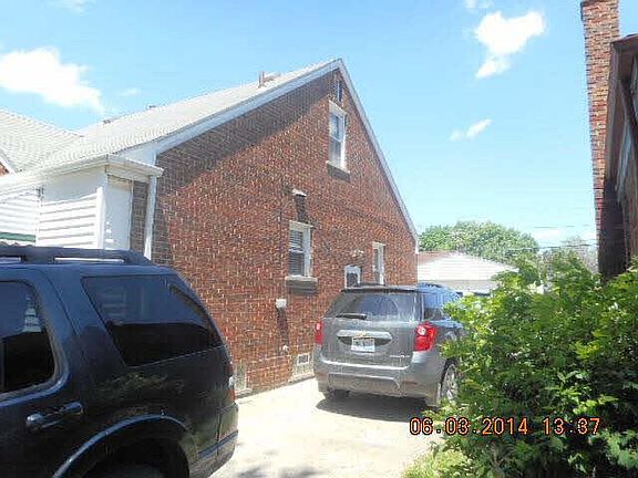 3rd image of 14594 Markese Ave