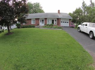 121 Manor Rd, Centre Hall, PA 16828