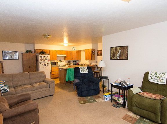 4th image of 1290 Bingham Ave