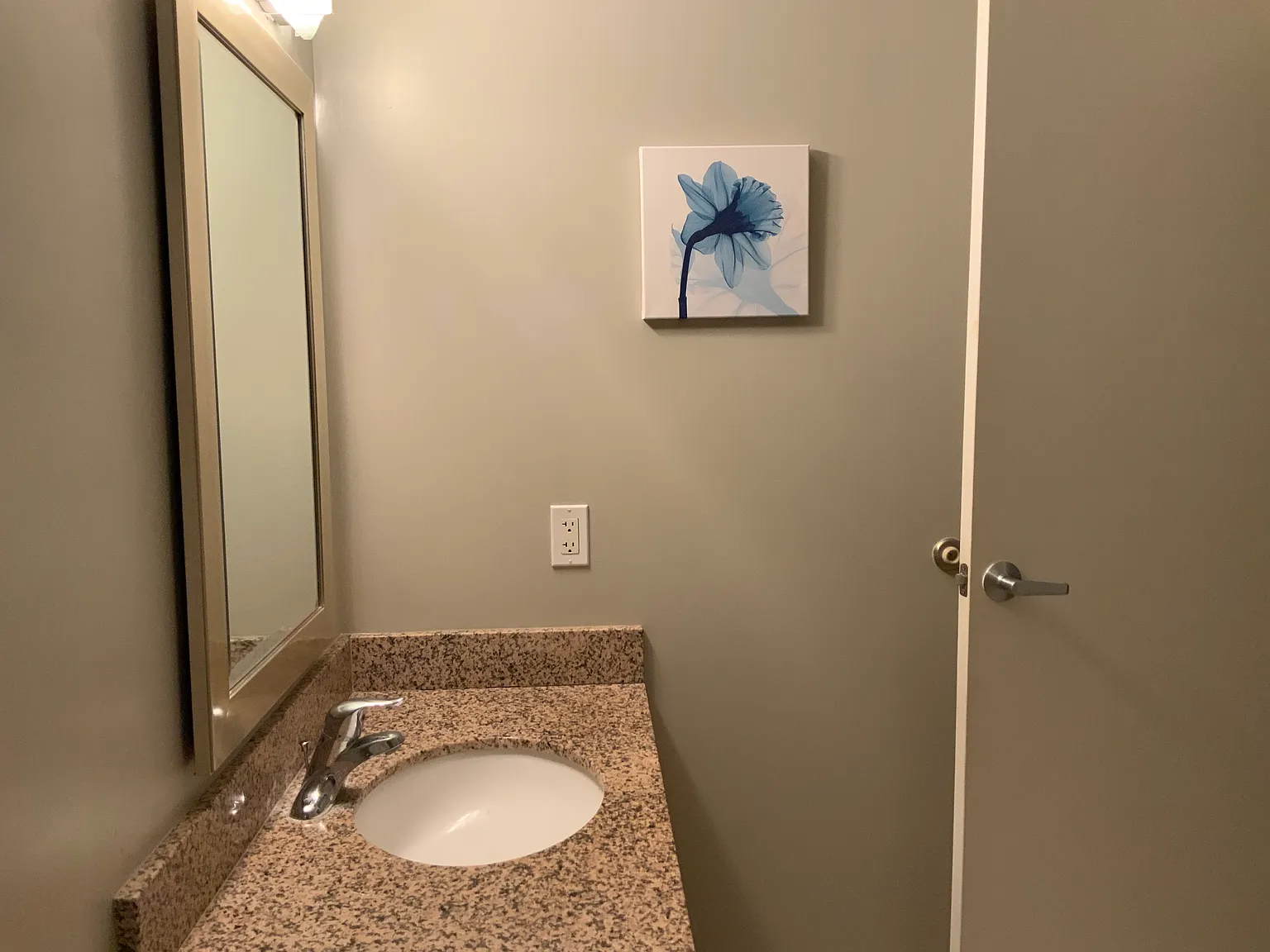 1 bed, $3,800 — Photo 2