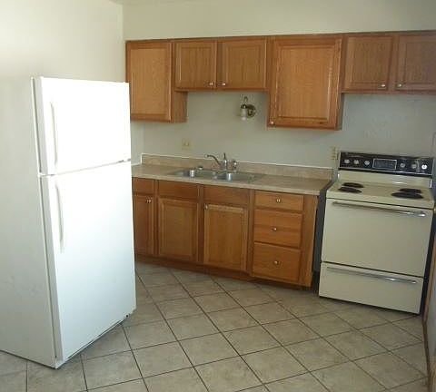 2nd image of 8001 W Thurston Ave APT 4