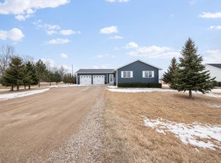 102 8th St W, Carlos, MN 56319