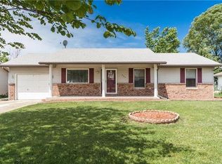 437 Deer Run, Moro, IL 62067