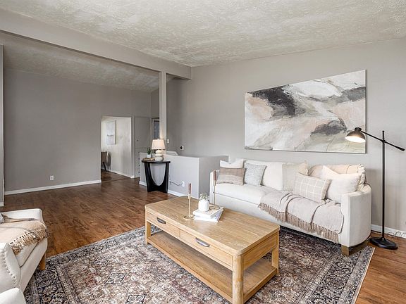 3rd image of 6710 N Post St