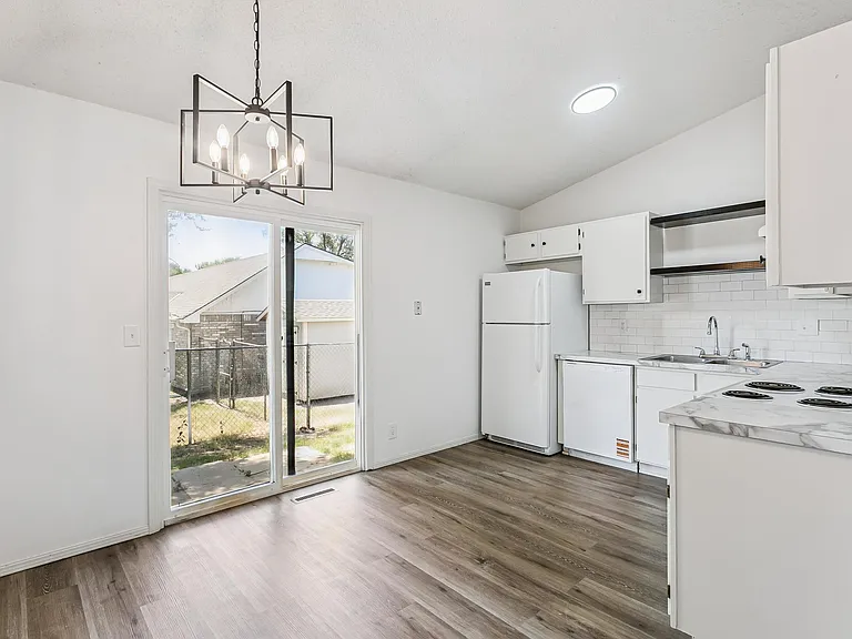 4319 S Elizabeth Ave #4 — Photo 6