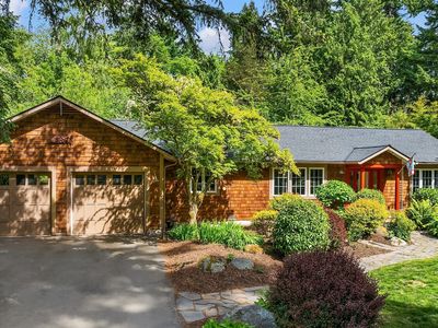 11002 Hyla Avenue NE, Bainbridge Island, WA, 98110