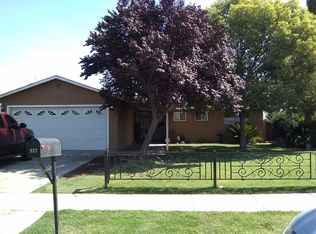 852 S Vetter Dr, Tulare, CA 93274