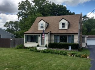 43062 N Lake Ave, Antioch, IL 60002