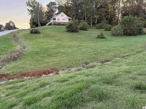 38 & 39 Kuttawa Springs Ct, Kuttawa, KY 42055