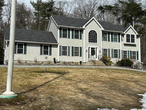 3rd image of 43 Lampton Drive