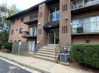 202 E Mason Ave APT 203, Alexandria, VA 22301