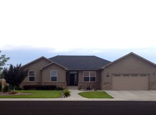 1061 Morning Glory Ln, Powell, WY 82435