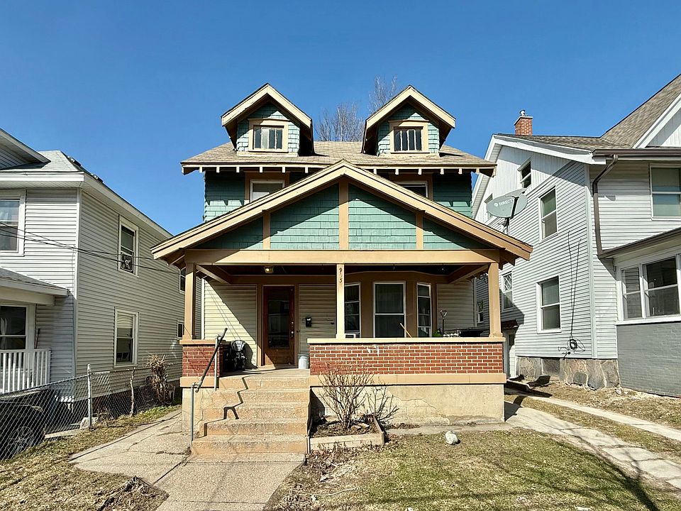 1st image of 903 Bates St SE