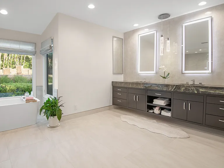 1650 Mesa Ridge Ave — Photo 30
