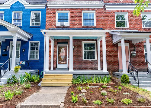 3028 W Leigh St Photo 1